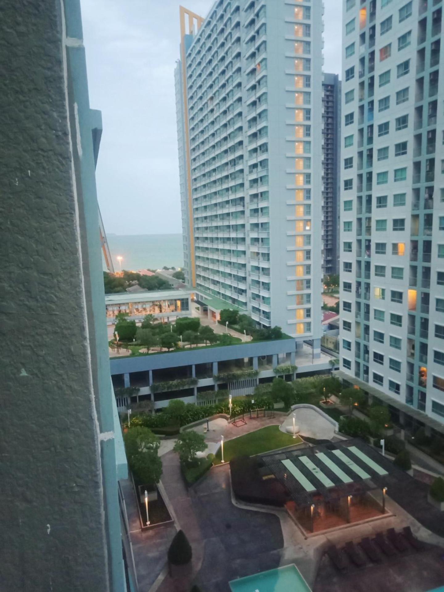 Studio Room Seaview Jomtien Exterior photo
